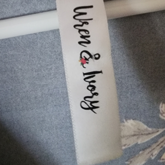 Wren&Ivory Floral Maxi Dress - Picture 2 of 2